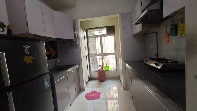 Kitchen, godrej-central 2 Bedroom 737 Sq.Ft. Apartment In Chembur Mumbai 9389124