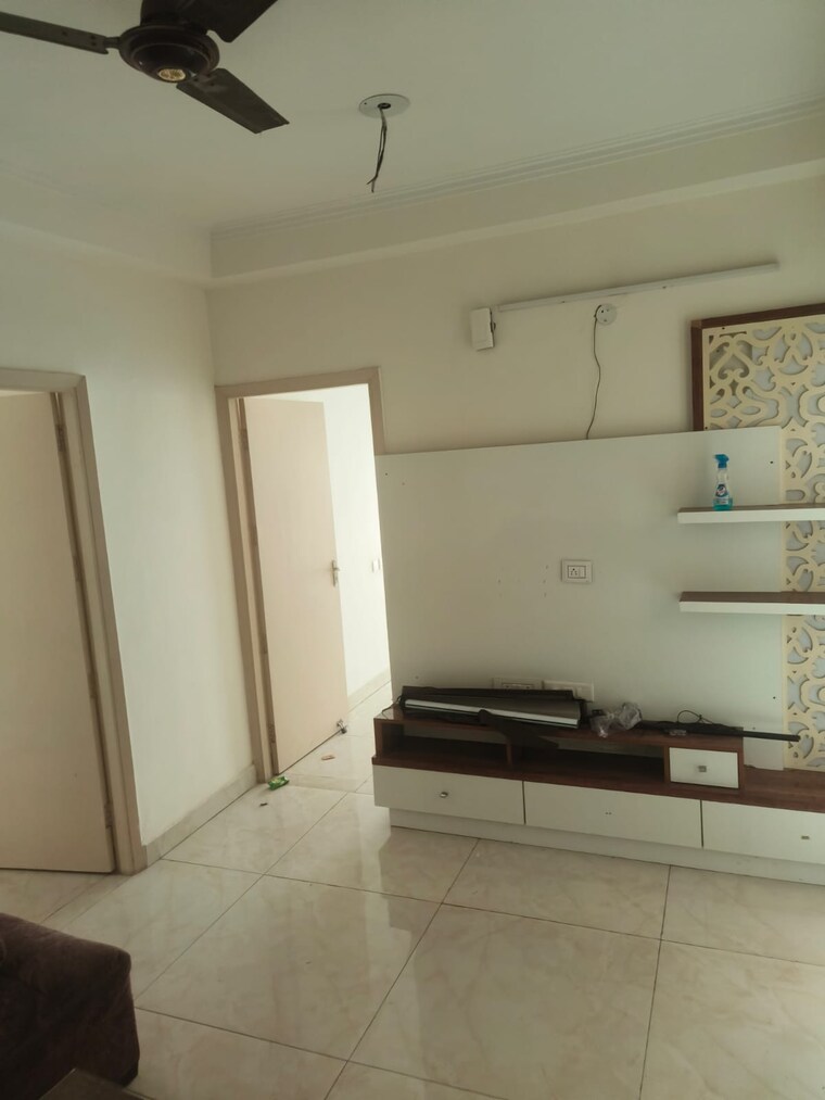 Room, gaurs-siddhartham 3 Bedroom 1185 Sq.Ft. Apartment In Siddharth Vihar Ghaziabad 9389158