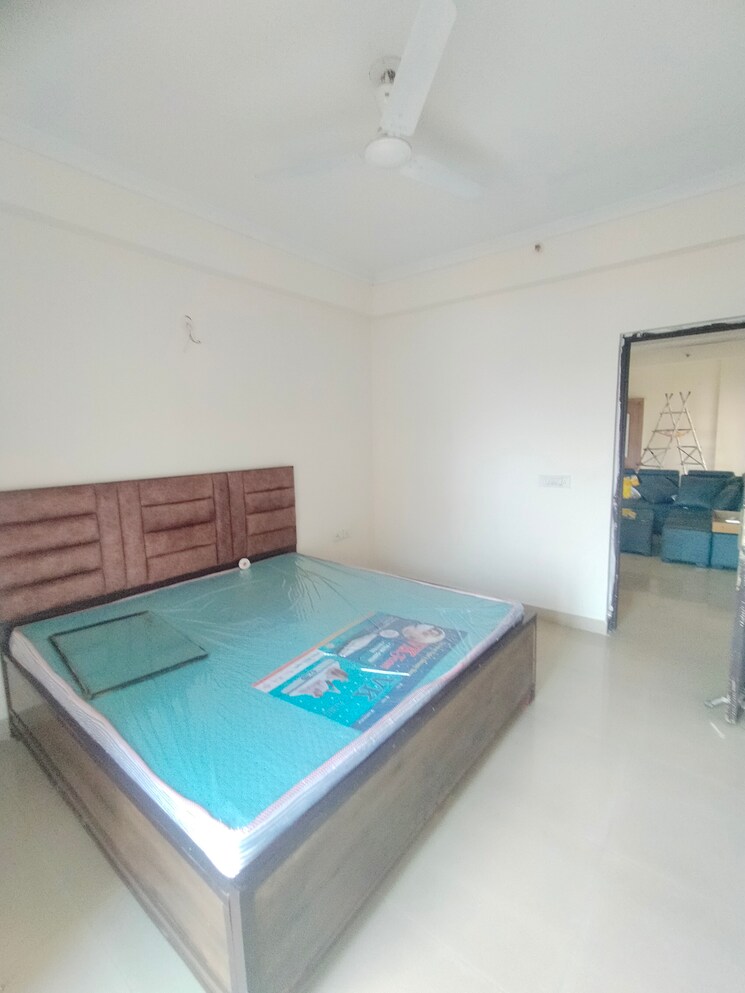 Bedroom, gardenia-golf-city 3 Bedroom 1350 Sq.Ft. Apartment In Sector 75 Noida 9389167