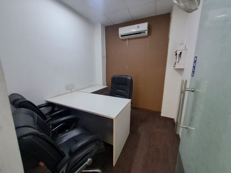 Team Area, sector 63 Commercial Office Space 850 Sq.Ft. In Sector 63 Noida 9389137