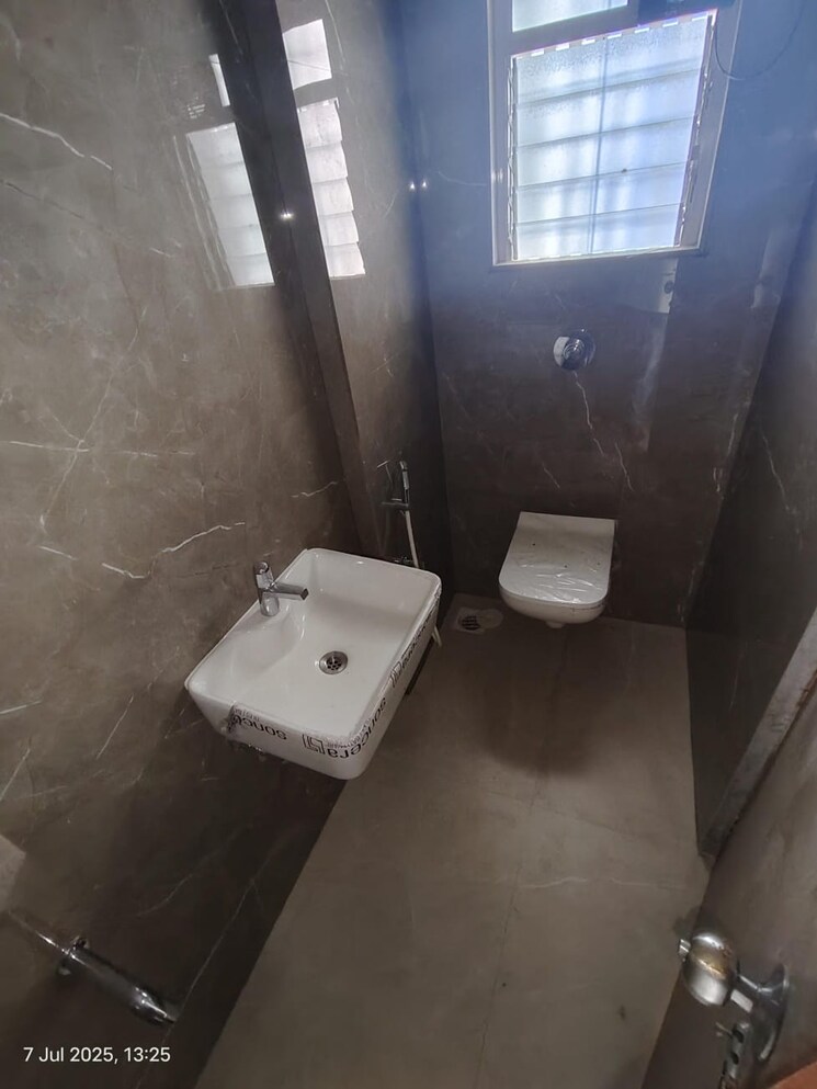 Bathroom, linkway-estate 2 Bedroom 1200 Sq.Ft. Apartment In Malad West Mumbai 9389138