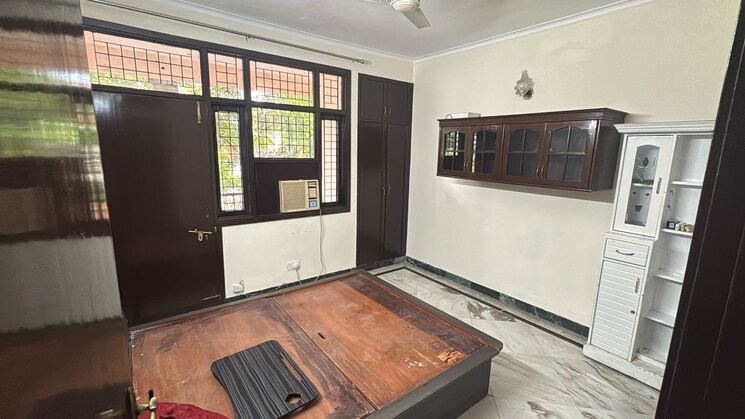 Bedroom, uppal-southend 3 Bedroom 1600 Sq.Ft. Builder Floor In Sector 49 Gurgaon 9389215