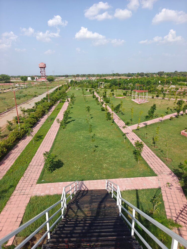 Garden, shivdaspura  111 Sq.Yd. Plot In Shivdaspura Jaipur 9389225