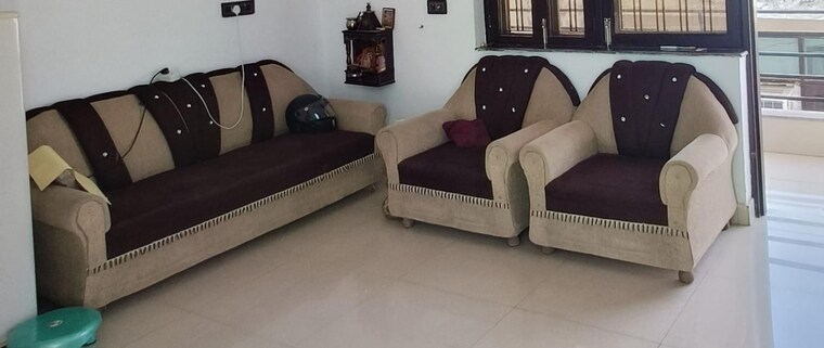 Living Room, uppal-southend 2.5 Bedroom 1100 Sq.Ft. Builder Floor In Sector 49 Gurgaon 9389252