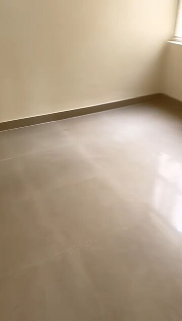 Room in 2 BHK Apartment at Shree Vardhman Mantra, Sector 67 – for Rent