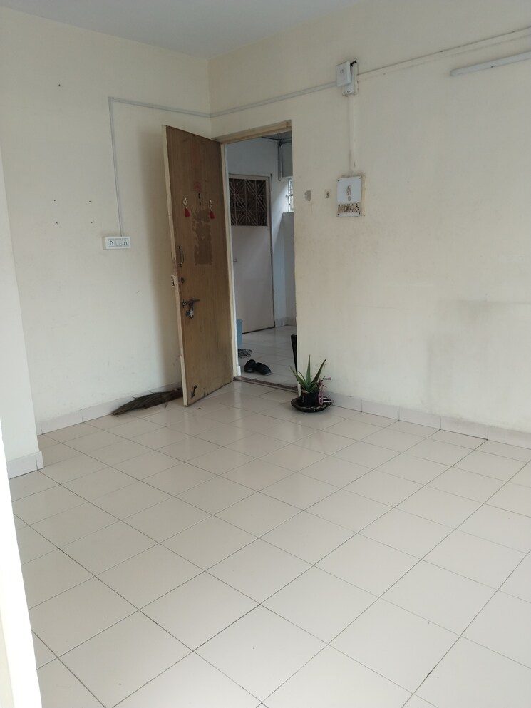 Room, tingre nagar 1 Bedroom 650 Sq.Ft. Apartment In Tingre Nagar Pune 9389280
