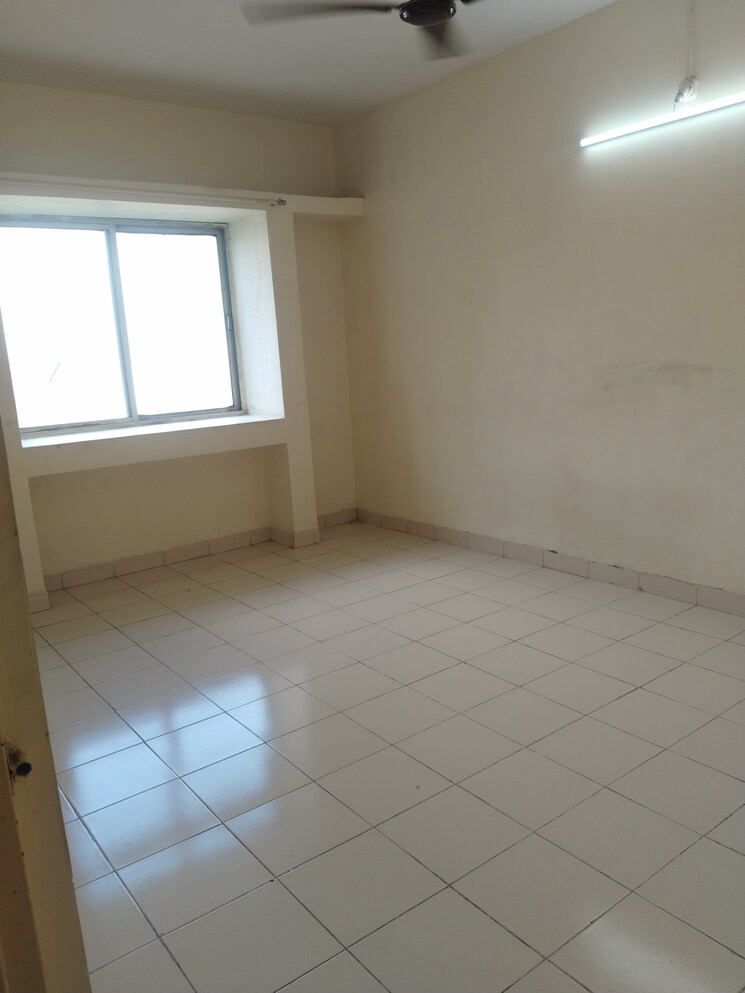 Room, tingre nagar 1 Bedroom 650 Sq.Ft. Apartment In Tingre Nagar Pune 9389280