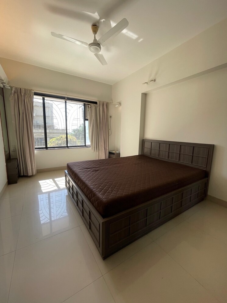 Bedroom, juhu-abhishek-chs-ltd 1 Bedroom 620 Sq.Ft. Apartment In Andheri West Mumbai 9389262