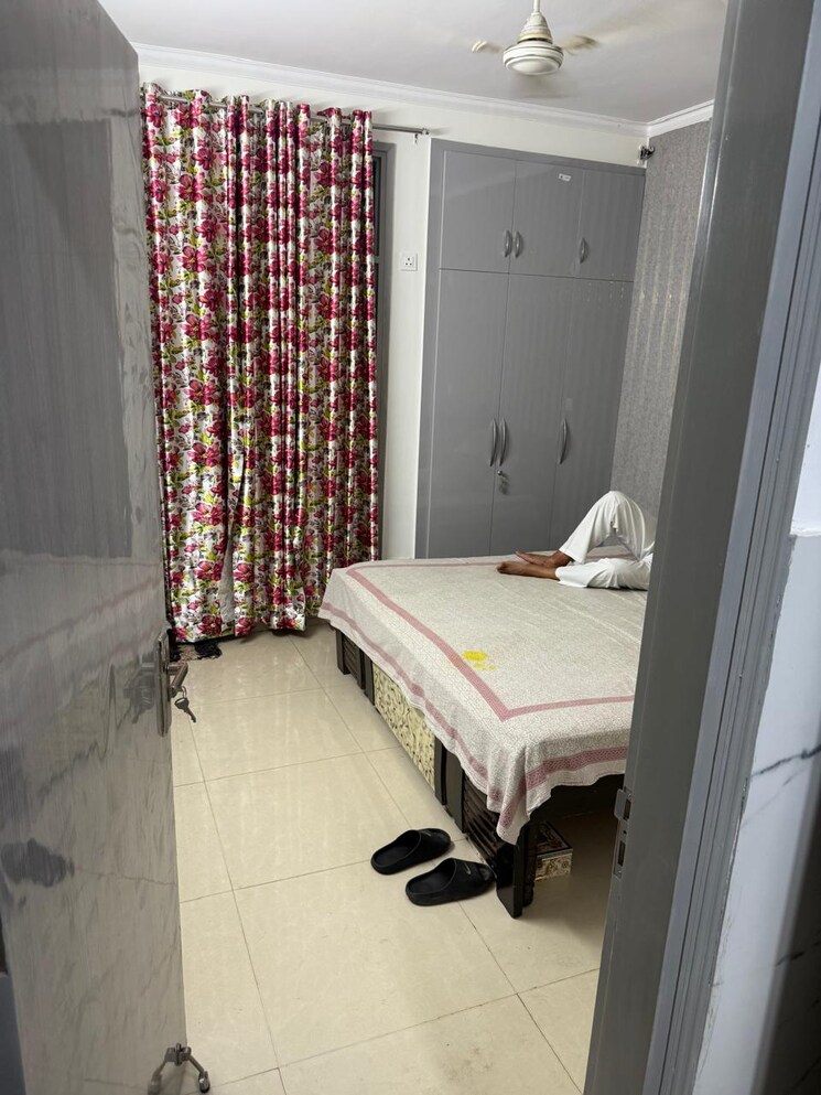 Bathroom, sushant-lok-3 3 Bedroom 272 Sq.Ft. Builder Floor In Sector 57 Gurgaon 9389275