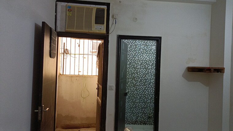 Bedroom, vaishali sector 5 1 Bedroom 520 Sq.Ft. Builder Floor In Vaishali Sector 5 Ghaziabad 9389320