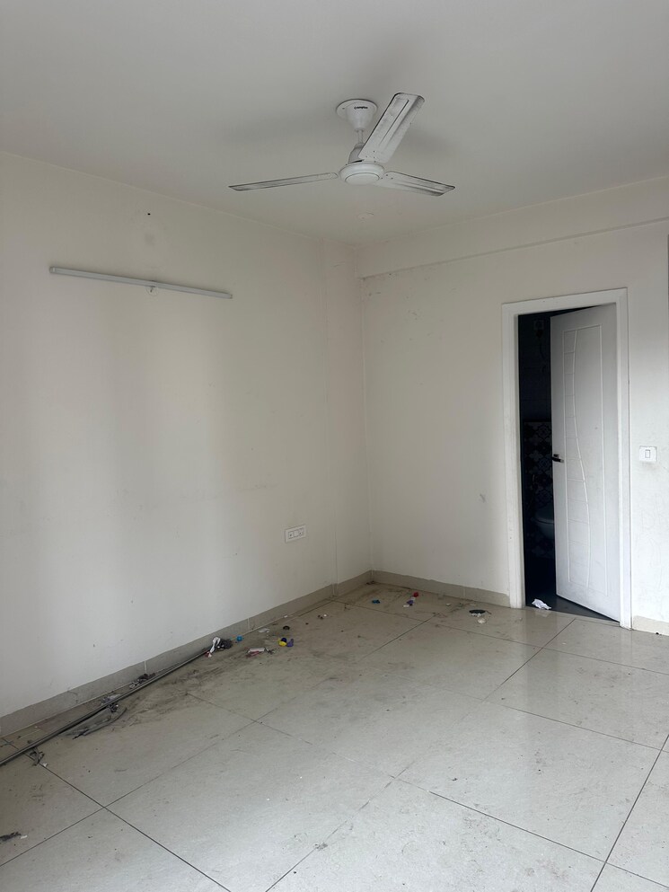 Room, maxxus-elanza 3 Bedroom 200 Sq.Yd. Apartment In International Airport Road Zirakpur 9389384