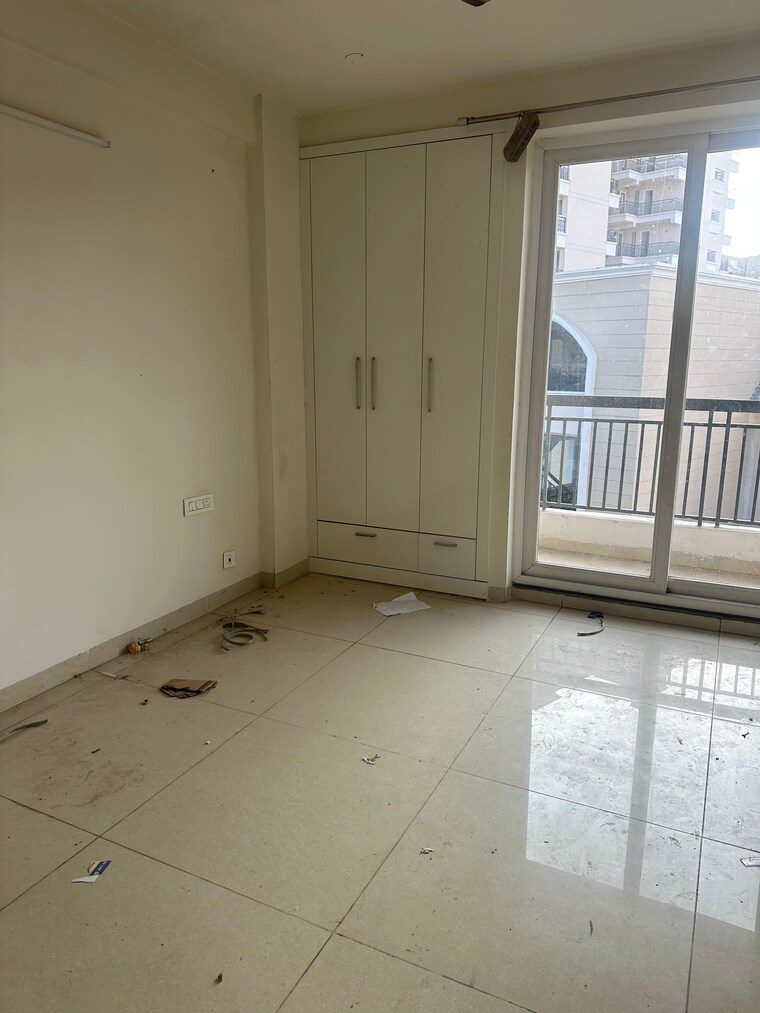 Room, maxxus-elanza 3 Bedroom 200 Sq.Yd. Apartment In International Airport Road Zirakpur 9389384