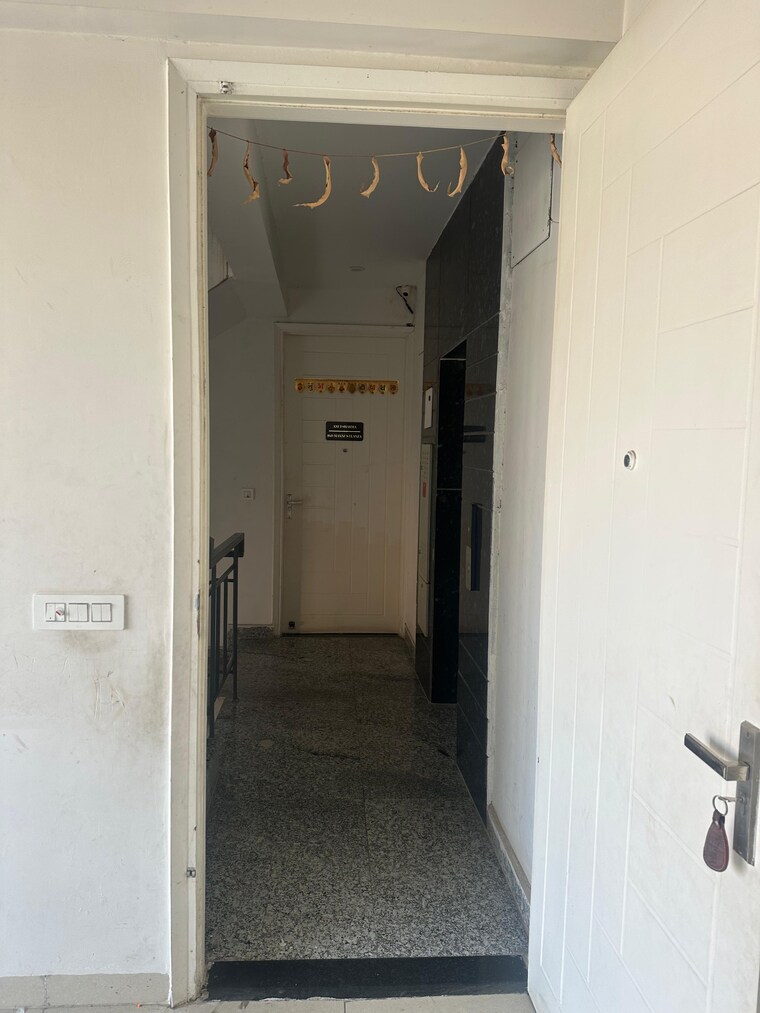 undefined, maxxus-elanza 3 Bedroom 200 Sq.Yd. Apartment In International Airport Road Zirakpur 9389384