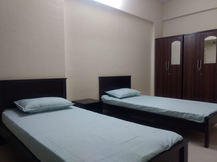 Bedroom, vikhroli west Pg For Girls In Vikhroli West 9389326
