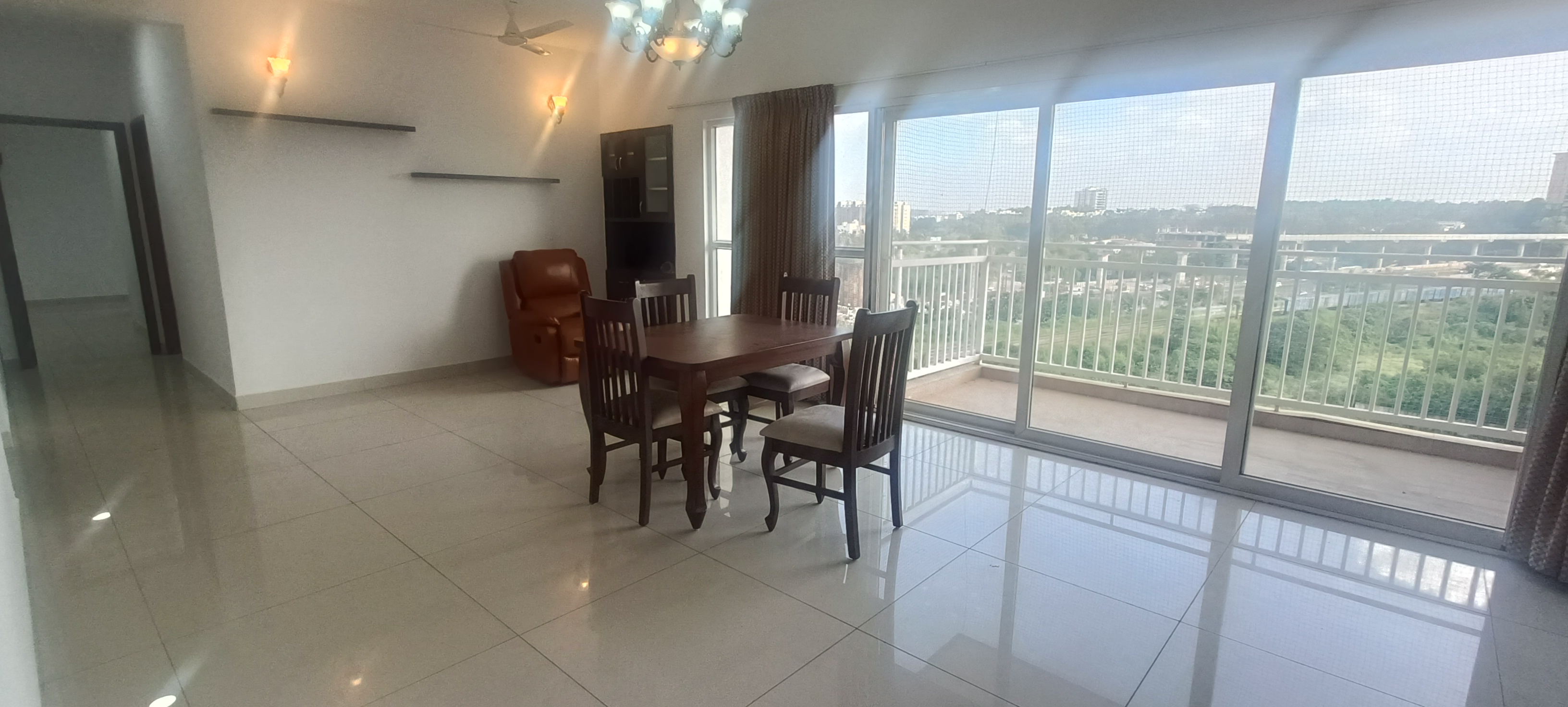3 BHK + Servant Room Apartment For Sale in RMZ Galleria