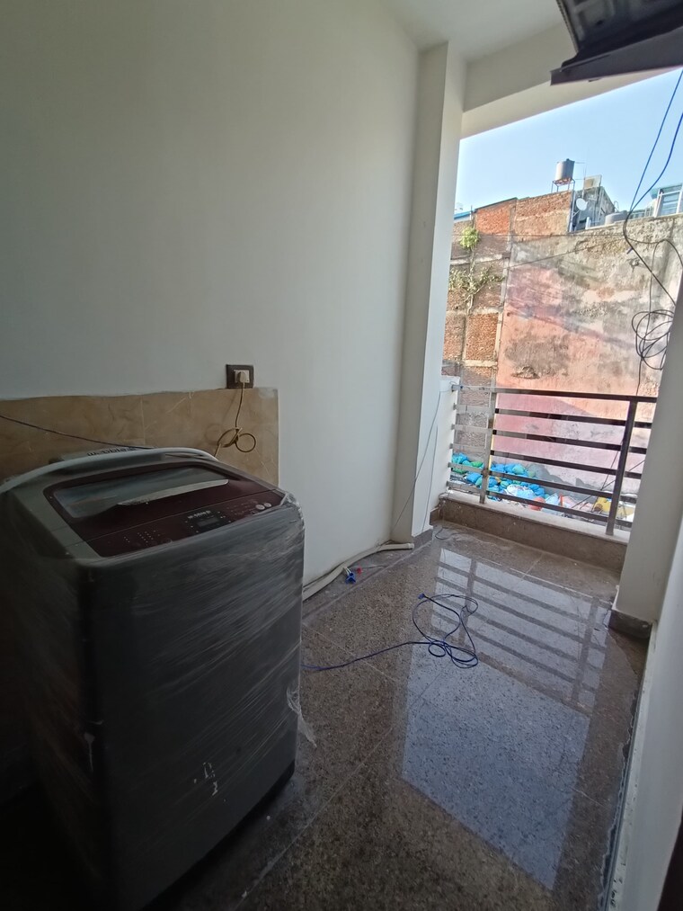 Bedroom, saket 1.5 Bedroom 450 Sq.Ft. Builder Floor In Saket Delhi 9389394