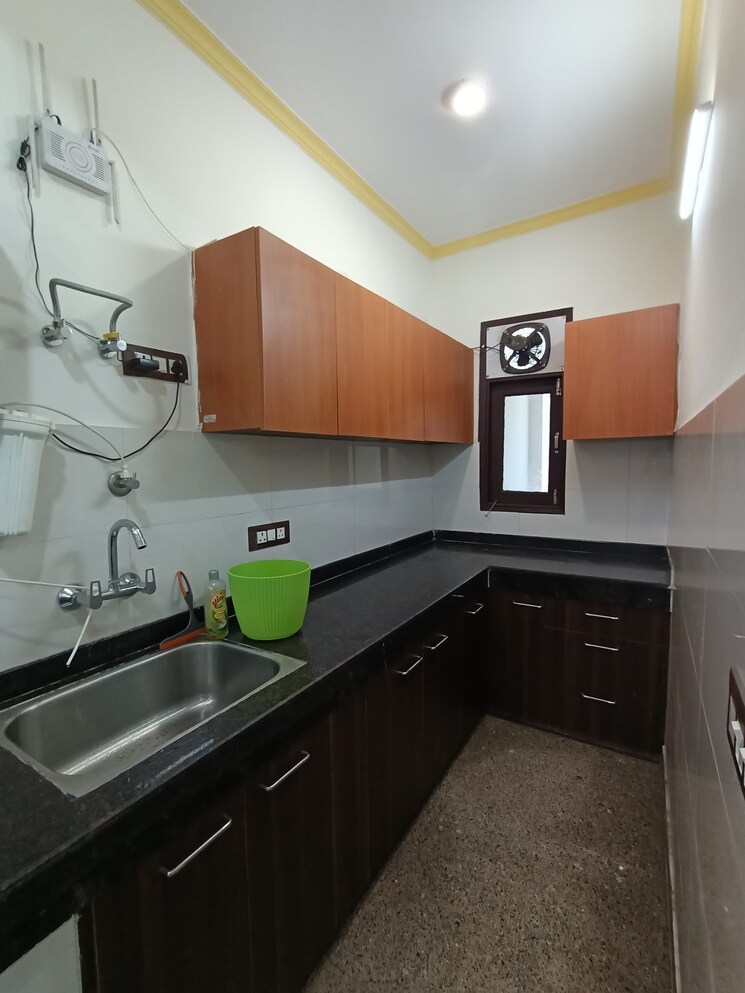 Kitchen, saket 1.5 Bedroom 450 Sq.Ft. Builder Floor In Saket Delhi 9389394