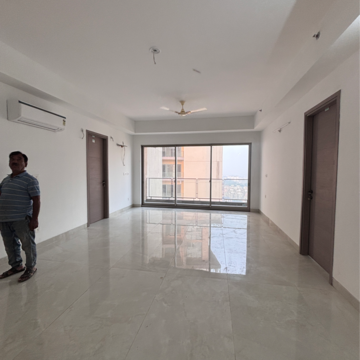 Parking in 4 BHK Apartment at Shalimar One World Belvedere Court 3, Malesemau – for Rent