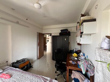 Team Area in 2 BHK Apartment at Godrej Prime, Chembur – for Rent