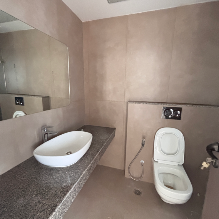 Bathroom, shalimar-one-world-belvedere-court-3 4 Bedroom 2639 Sq.Ft. Apartment In Malesemau Lucknow 9389429