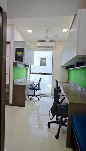  Office Space For Rent in Malad West