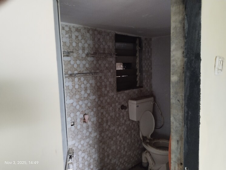 Bathroom, jay-vijay-nagari-phase-2 2 Bedroom 1500 Sq.Ft. Apartment In Nalasopara West Palghar 9389493
