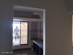 Room in 2 BHK Apartment at Jay Vijay Nagari Phase 2, Nalasopara West – for Rent