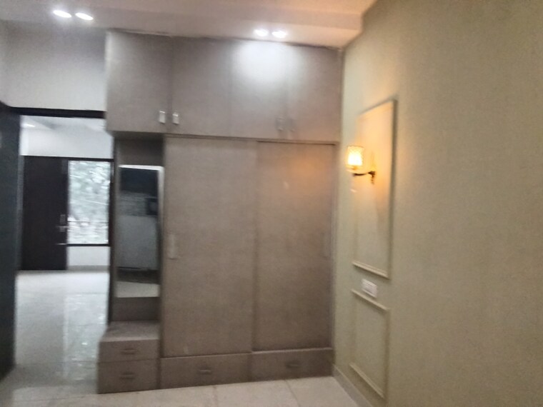 Room, dhakoli 2 Bedroom 100 Sq.Yd. Apartment In Dhakoli Zirakpur 9389500