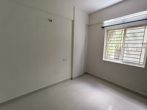 Room in 1 BHK Builder Floor at Yemalur – for Rent
