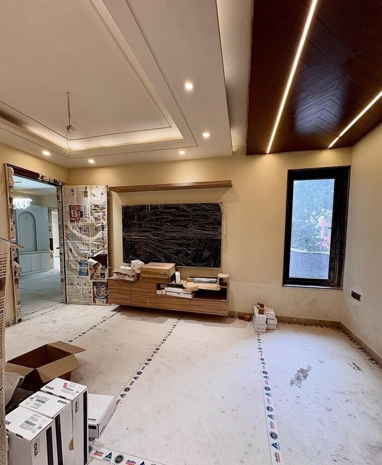 Room, bp-homes 4 Bedroom 350 Sq.Yd. Builder Floor In Sector 85 Faridabad 9389516