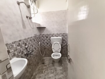 Master Bedroom in 1 BHK Builder Floor at Bellandur – for Rent