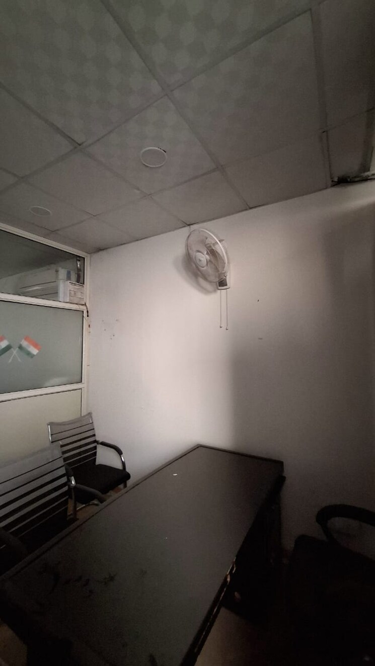 Kitchen, gaur-city-center Commercial Office Space 528 Sq.Ft. In Sector 4 Greater Noida Greater Noida 9389557