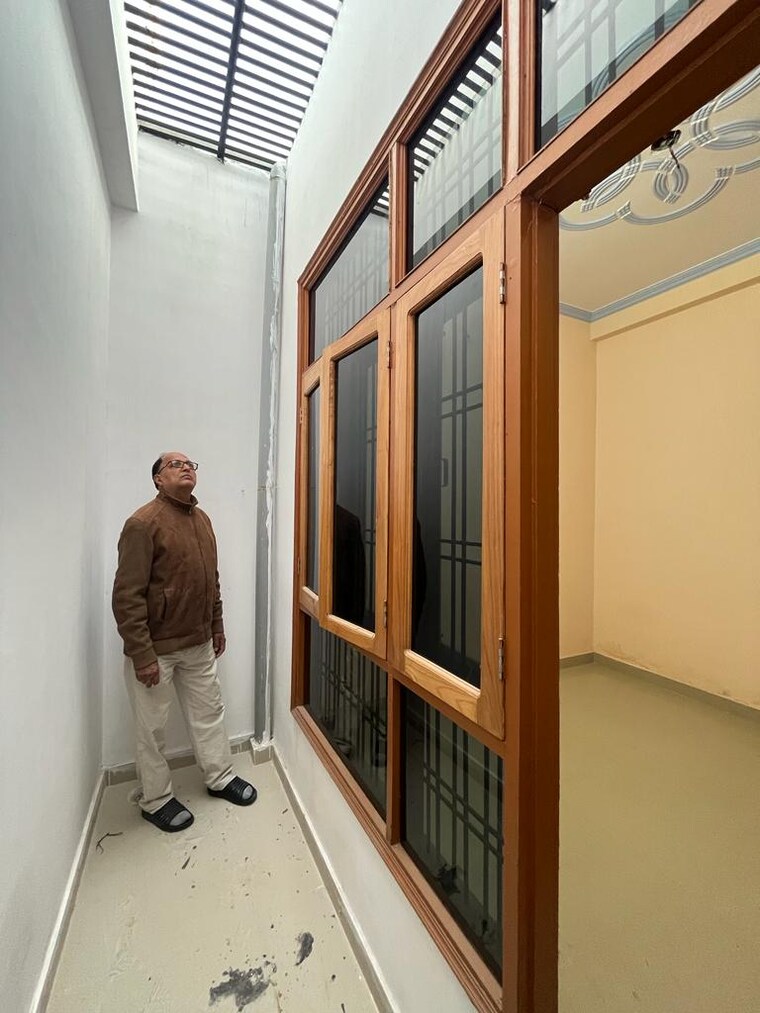 Balcony, kalyanpur east 6+ Bedroom 3300 Sq.Ft. Villa In Kalyanpur East Lucknow 9389567