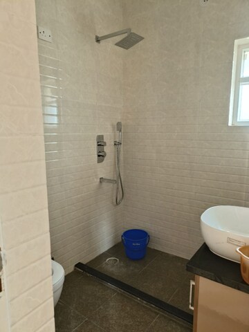 Bathroom in 1 BHK Apartment at Vasant Kunj – for Rent