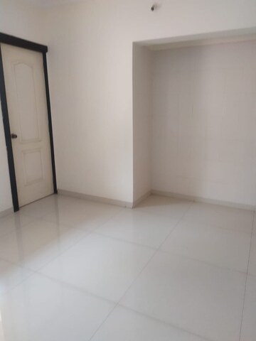 Room in 2 BHK Apartment at Cosmos Enclave, Kasarvadavali – for Rent