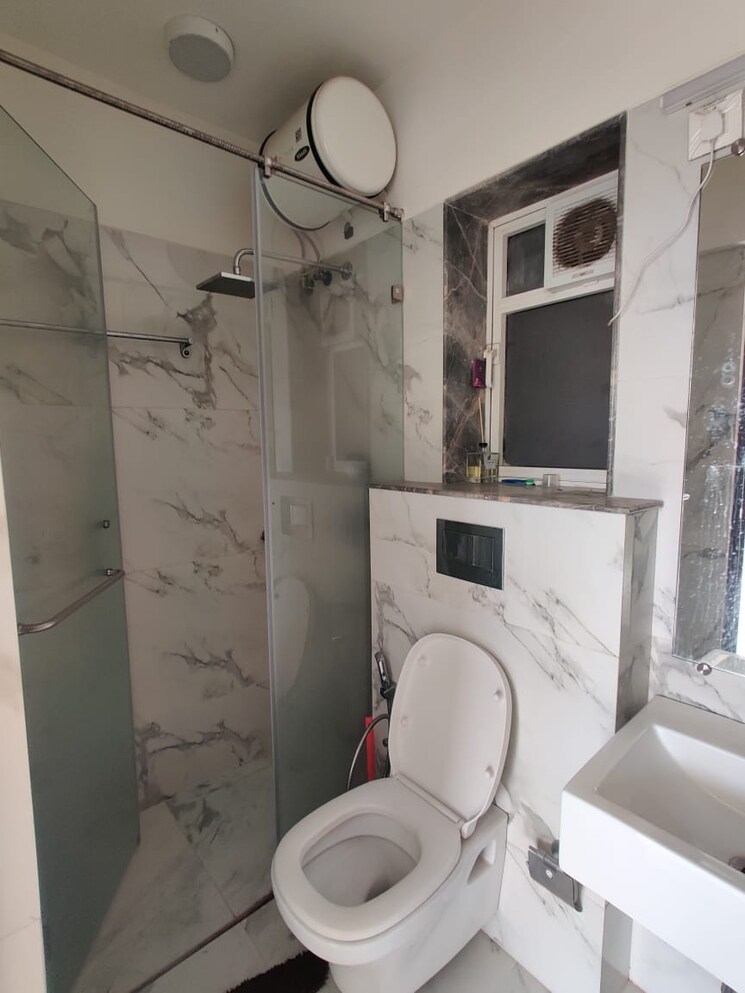 Bathroom, raheja-ridgewood 3 Bedroom 1750 Sq.Ft. Apartment In Goregaon East Mumbai 9389648