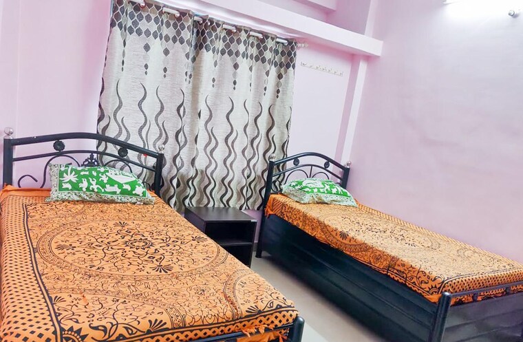 Bedroom, powai Pg For Girls In Powai 9389672