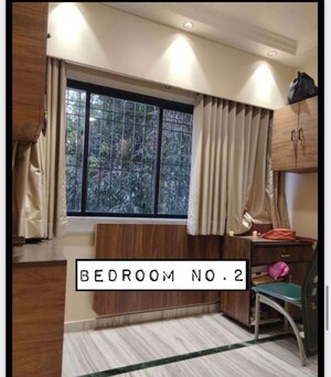 Room in 3 BHK Apartment at Rajgir Court Apartment, Dadar East – for Sale