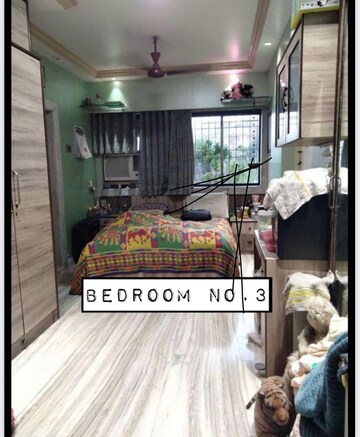 Bedroom in 3 BHK Apartment at Rajgir Court Apartment, Dadar East – for Sale