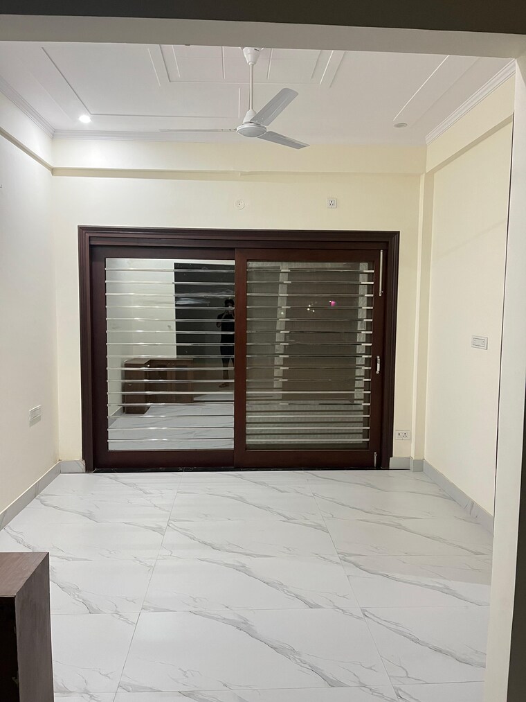 Room, pithuwala kalan 3 Bedroom 1500 Sq.Ft. Builder Floor In Pithuwala Kalan Dehradun 9389729