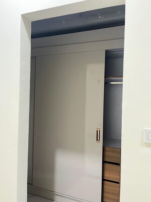 Building Lobby in 3 BHK Builder Floor at Pithuwala Kalan – for Rent