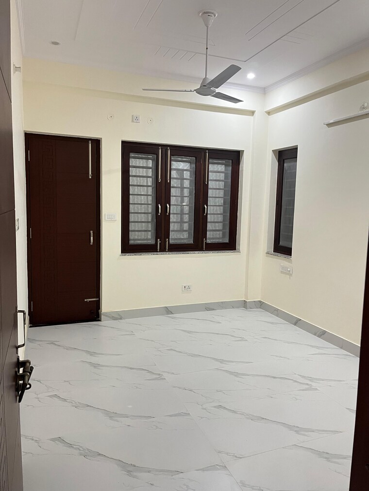 Room, pithuwala kalan 3 Bedroom 1500 Sq.Ft. Builder Floor In Pithuwala Kalan Dehradun 9389729