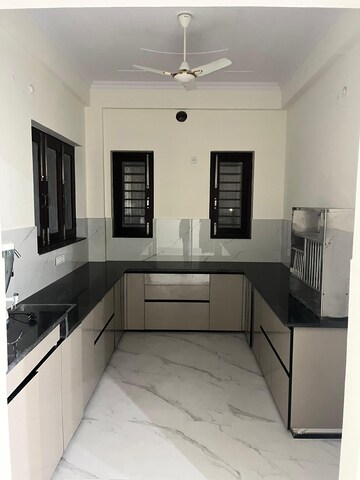 Kitchen in 3 BHK Builder Floor at Pithuwala Kalan – for Rent