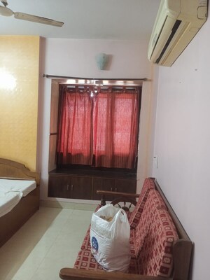 Bedroom in 3 BHK Apartment at Satellite Tower, Goregaon East – for Rent