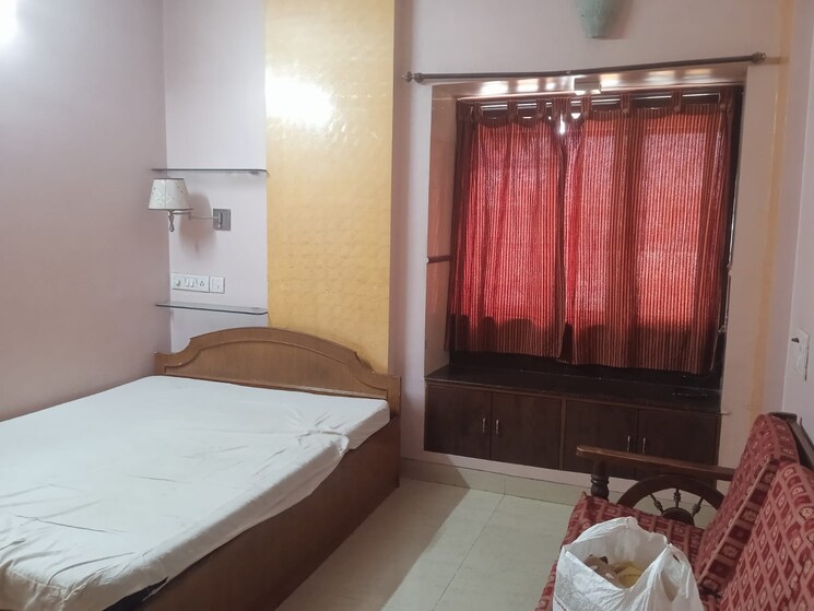 Bedroom, satellite-tower 3 Bedroom 1500 Sq.Ft. Apartment In Goregaon East Mumbai 9389720
