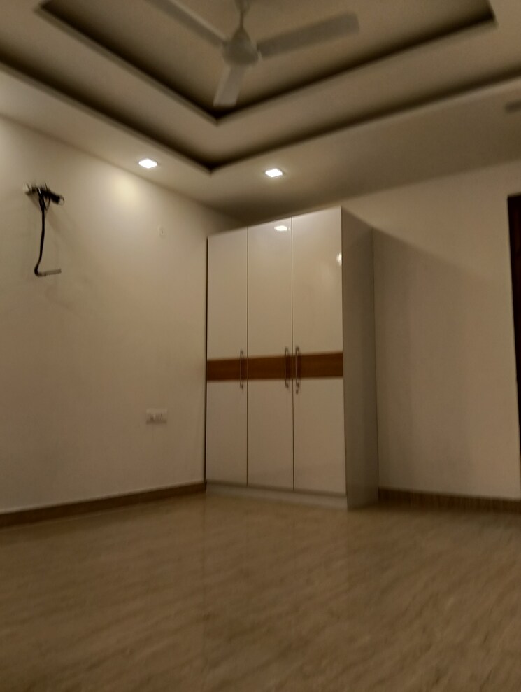 Room, tdi-the-retreat 4 Bedroom 2500 Sq.Ft. Builder Floor In Sector 89 Faridabad 9389759