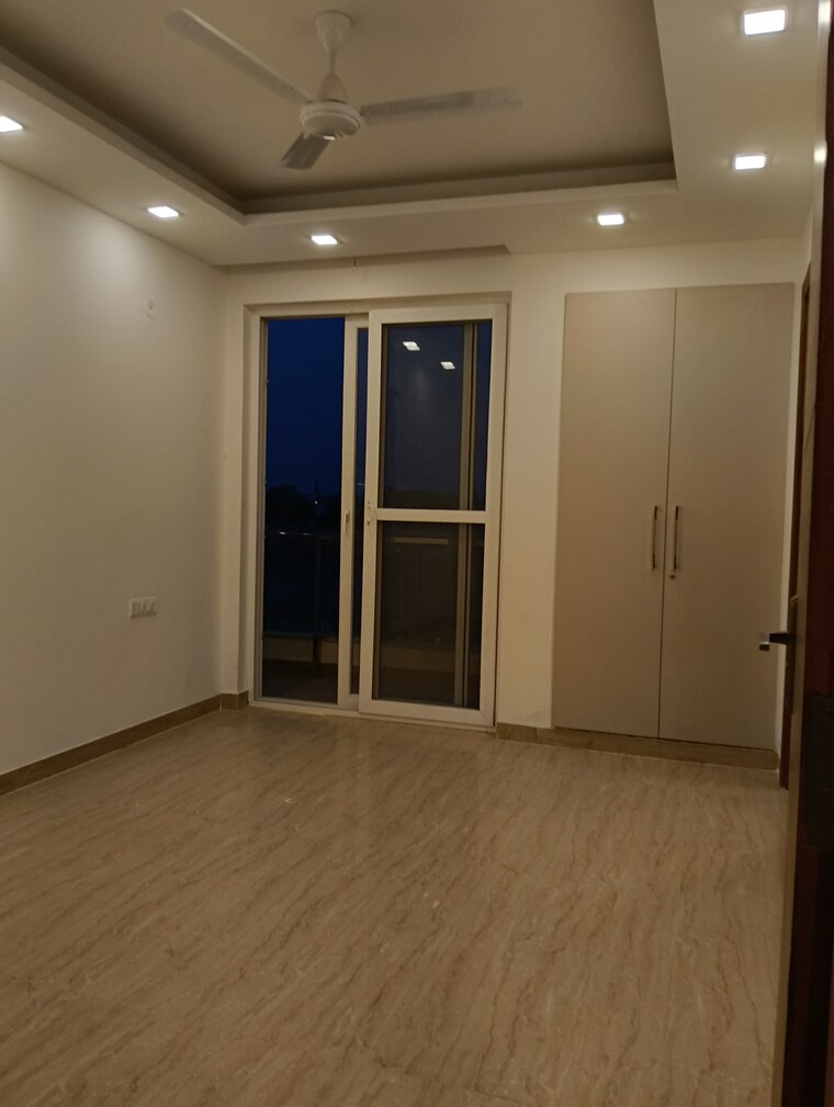 Room, tdi-the-retreat 4 Bedroom 2500 Sq.Ft. Builder Floor In Sector 89 Faridabad 9389759