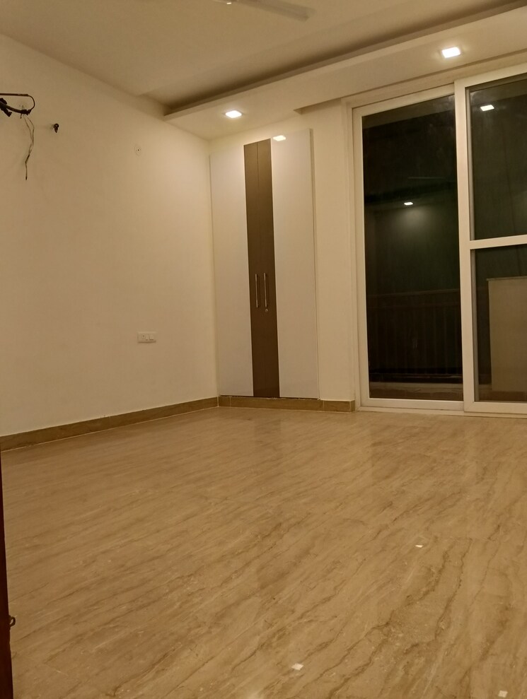 Room, tdi-the-retreat 4 Bedroom 2500 Sq.Ft. Builder Floor In Sector 89 Faridabad 9389759