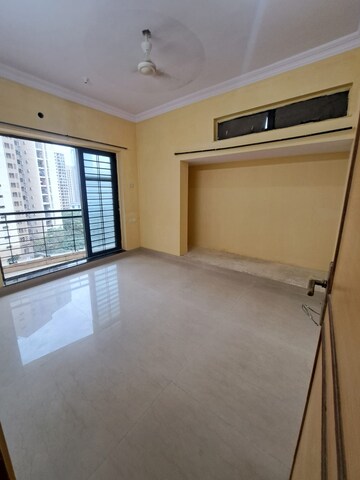 1 BHK Apartment For Rent in K Raheja Raheja Residency, Malad East