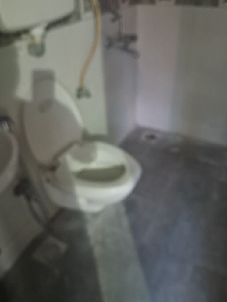 Bathroom, shriram-chandrama 2 Bedroom 1000 Sq.Ft. Apartment In Baner Pune 9389798